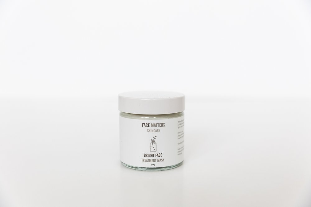 bright-face-detoxifying-clay-face-mask